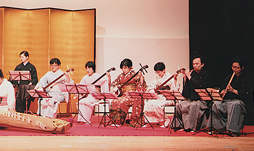 第19回 明彩会 箏・三絃発表会 打楽器や笛、尺八も加え、迫力があり楽しい演奏でした