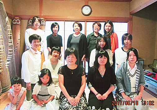 第21回 明彩会 発表会　良い笑顔です！