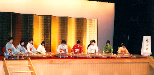 ���c��ⶋȁu���̎���v�@�t�̋Ȃ�e���܂����B